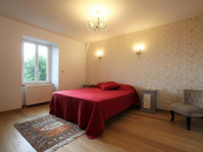Escapade Romantique dans Ferme Restaurée avec Spa et Jardin à Yssingeaux - FR-1-582-500